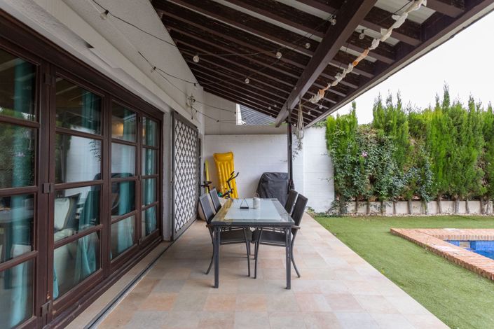 Image No.22-2 Bed Townhouse for sale