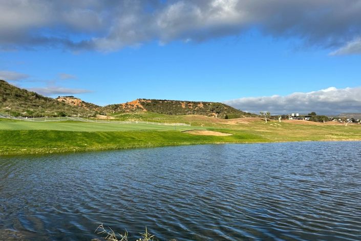 Image No.25-2 Bed Townhouse for sale