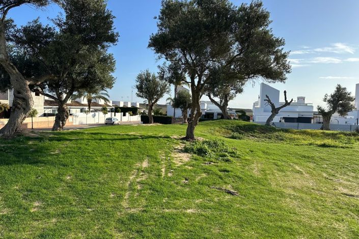 Image No.28-2 Bed Townhouse for sale