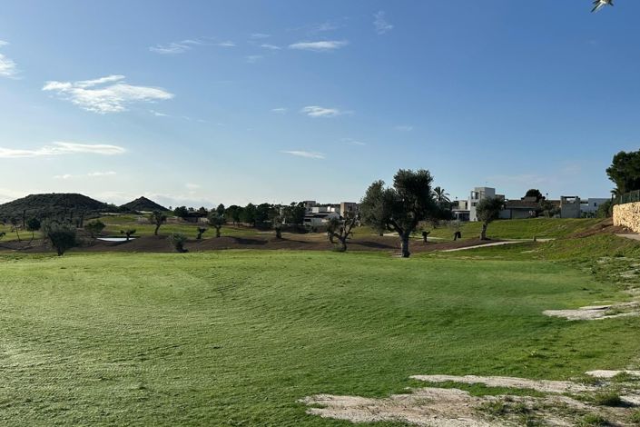 Image No.33-2 Bed Townhouse for sale