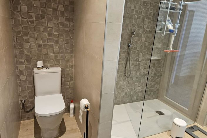 Image No.18-4 Bed Villa for sale