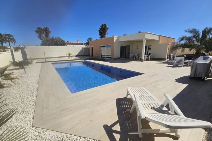 Image No.22-4 Bed Villa for sale