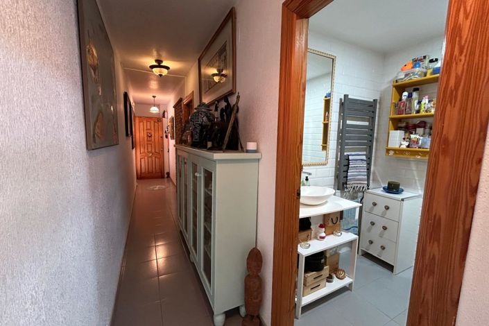 Image No.21-3 Bed Apartment for sale