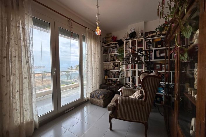 Image No.8-3 Bed Apartment for sale