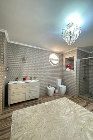 Image No.17-5 Bed Villa for sale