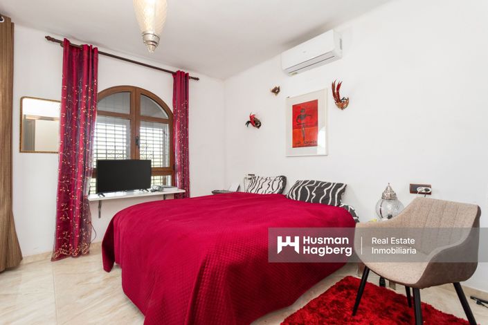 Image No.13-4 Bed Villa for sale