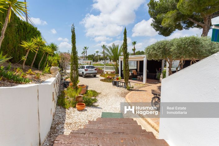 Image No.37-4 Bed Villa for sale