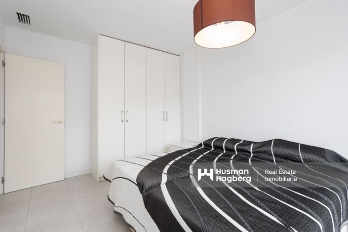 Image No.19-3 Bed Apartment for sale