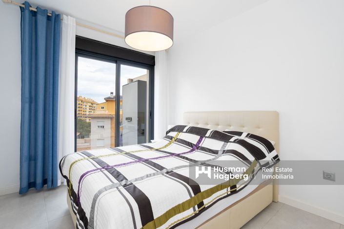 Image No.20-3 Bed Apartment for sale