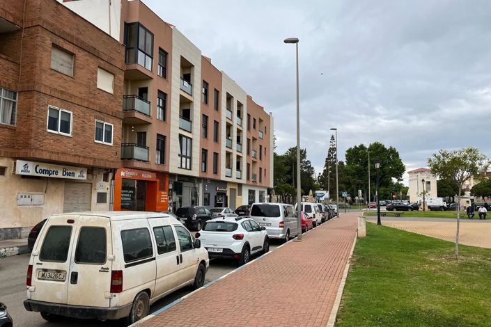 Image No.1-3 Bed Apartment for sale
