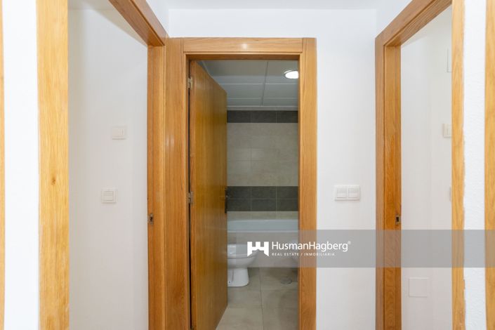 Image No.12-3 Bed Apartment for sale