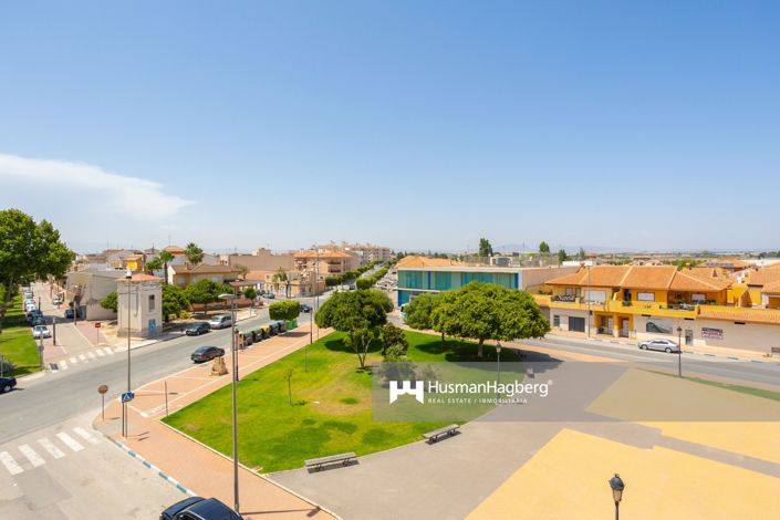 Image No.20-3 Bed Apartment for sale