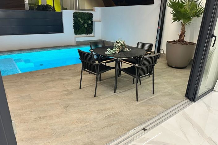 Image No.10-3 Bed Villa for sale