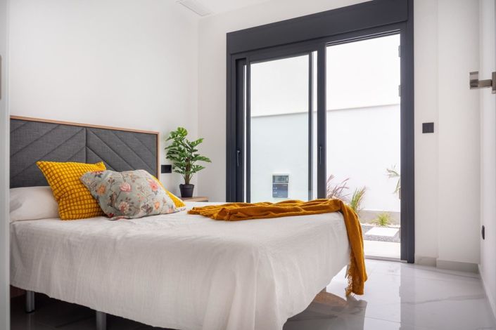 Image No.26-3 Bed Villa for sale