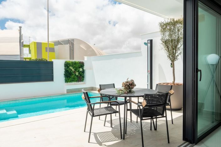 Image No.3-3 Bed Villa for sale