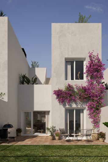 Image No.3-3 Bed Townhouse for sale