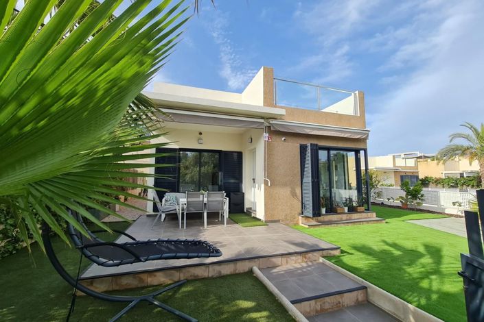 Image No.1-Villa de 3 chambres à vendre à La Zenia