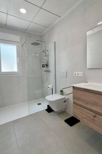 Image No.14-3 Bed Villa for sale