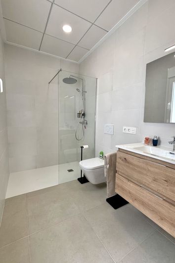 Image No.18-3 Bed Villa for sale