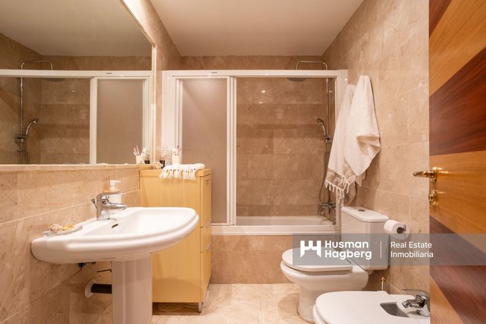 Image No.25-3 Bed Apartment for sale