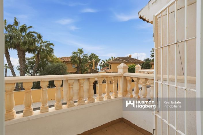 Image No.30-3 Bed Apartment for sale