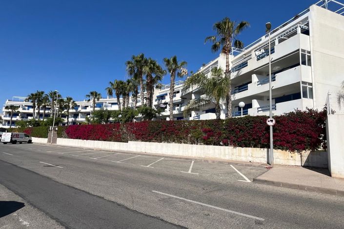 Image No.1-Appartement de 2 chambres à vendre à Orihuela Costa