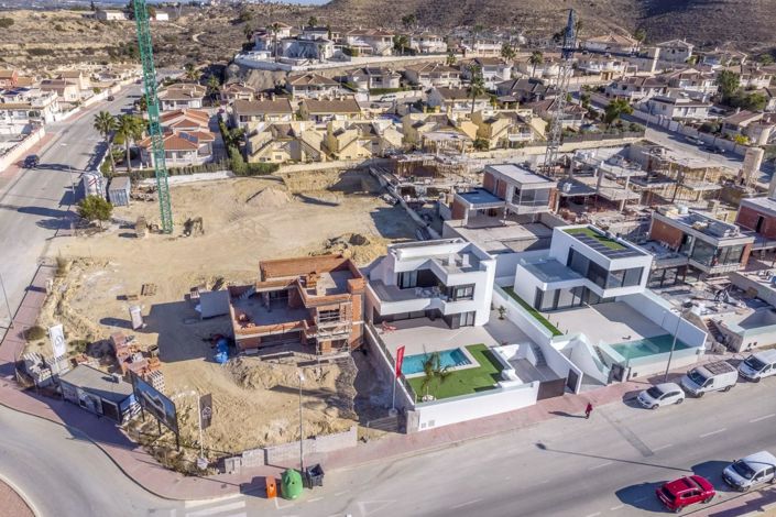 Image No.36-3 Bed Villa for sale