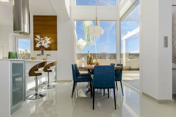 Image No.2-3 Bed Villa for sale