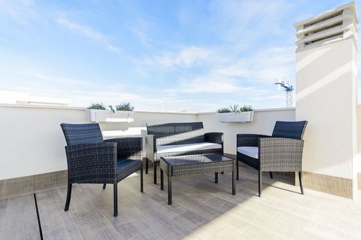 Image No.24-3 Bed Villa for sale