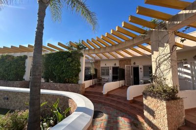 HusmanHagberg Costa Blanca South / Costa Calida most sold property