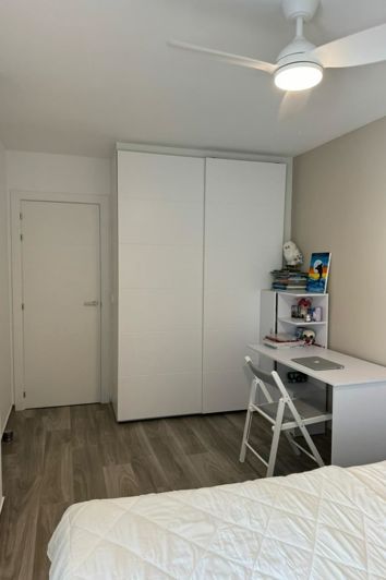 Image No.21-3 Bed Apartment for sale