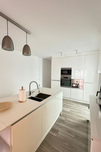 Image No.3-3 Bed Apartment for sale