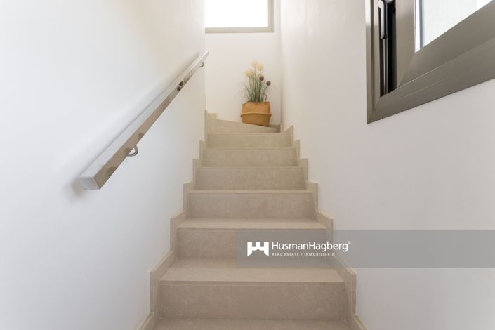 Image No.15-3 Bed Villa for sale