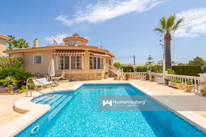 Image No.15-4 Bed Villa for sale