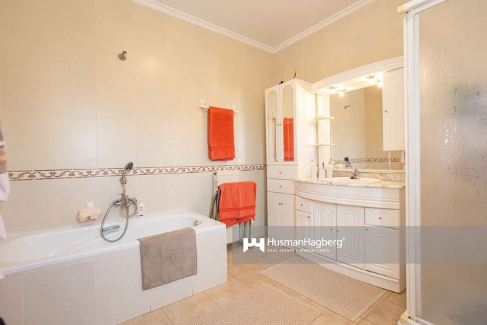 Image No.34-4 Bed Villa for sale