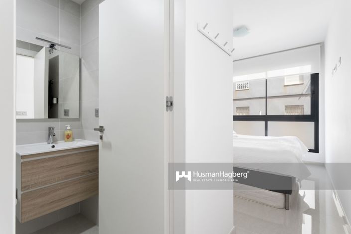 Image No.12-2 Bed Apartment for sale