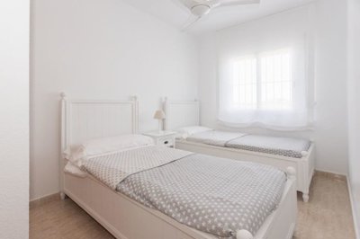 med1128171e6ea2449891223aa001a10d4f-2820x1880
