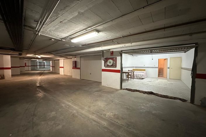 Image No.16-2 Bed Townhouse for sale