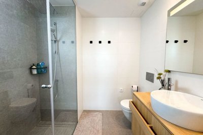 med7c6d09e593054027b3ca9e592ed9ff2a-2820x1880