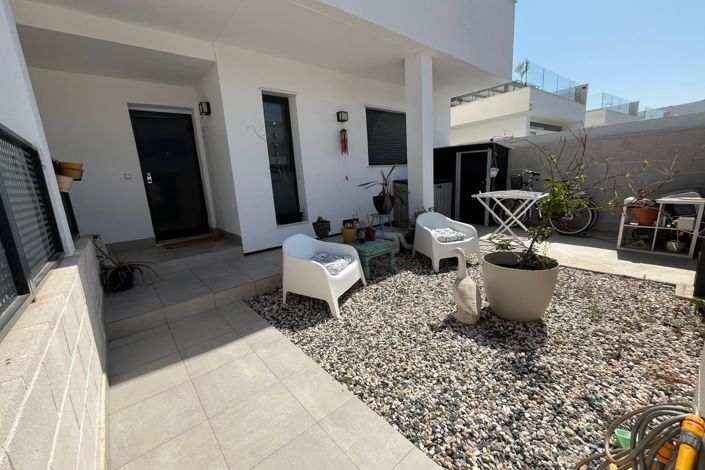 Image No.1-3 Bed Apartment for sale