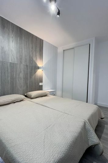 Image No.21-2 Bed Apartment for sale