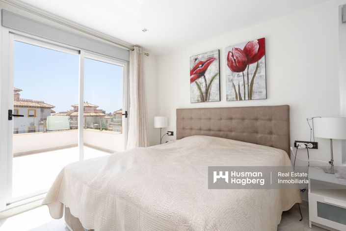 Image No.20-3 Bed Villa for sale