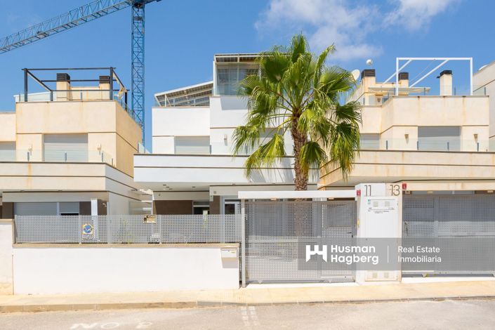 Image No.33-3 Bed Villa for sale