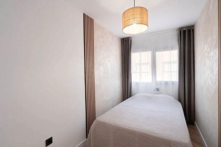 Image No.12-2 Bed Apartment for sale