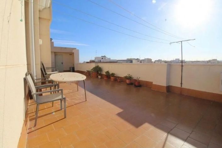 Image No.1-2 Bed Apartment for sale