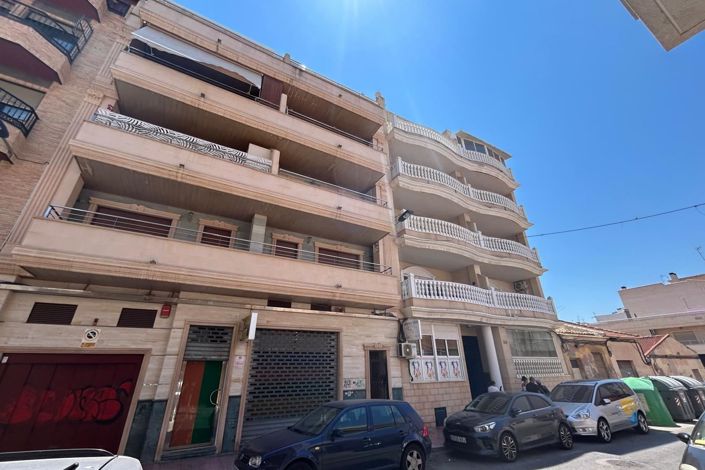 Image No.1-2 Bed Apartment for sale