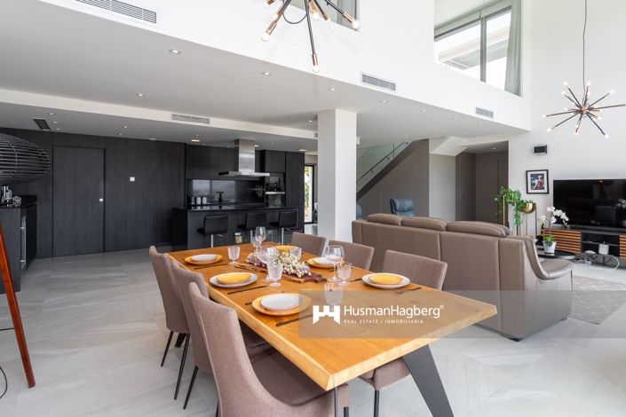 Image No.15-5 Bed Villa for sale