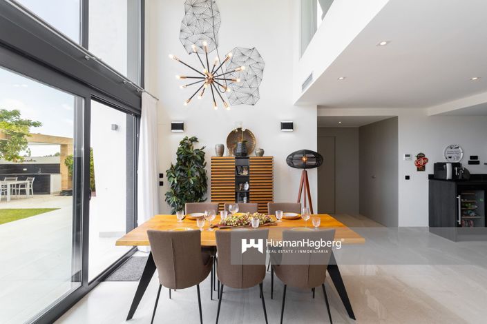 Image No.16-5 Bed Villa for sale