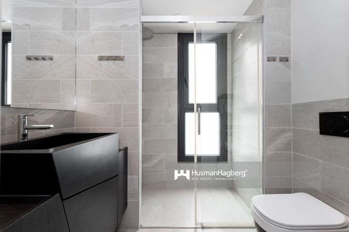 Image No.30-5 Bed Villa for sale