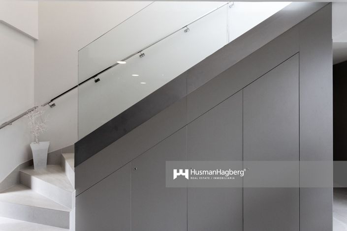 Image No.36-5 Bed Villa for sale